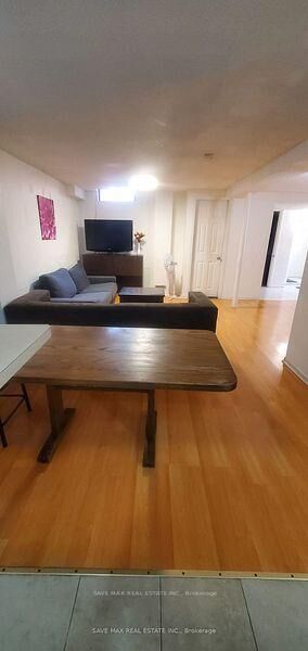 Property Photo:  36 Smithers Crescent Bsmt  ON L6Y 3K8 