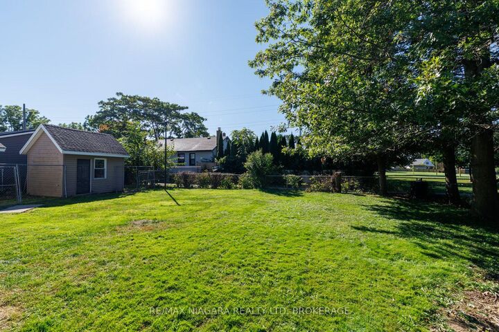 Property Photo:  6424 Corwin Crescent  ON L2G 2M2 