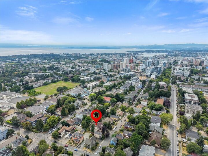 Property Photo:  1335 Rudlin St  BC V8V 3R9 