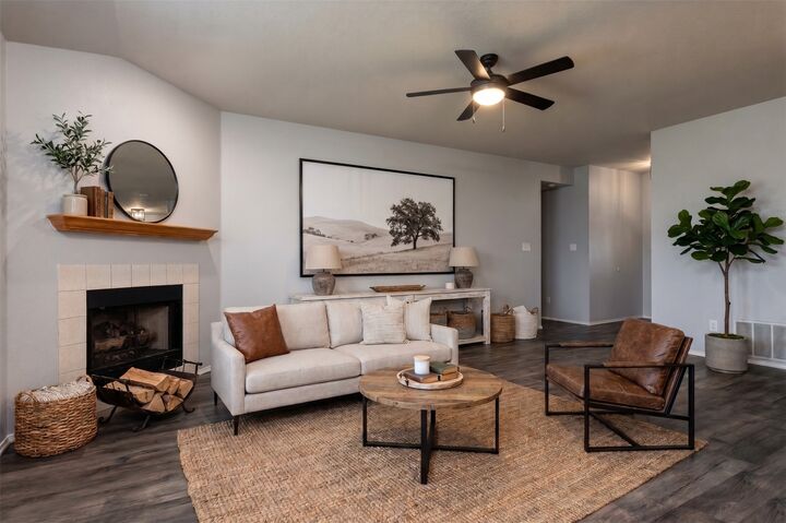 Property Photo:  615 Blue Oak Circle  TX 78613 