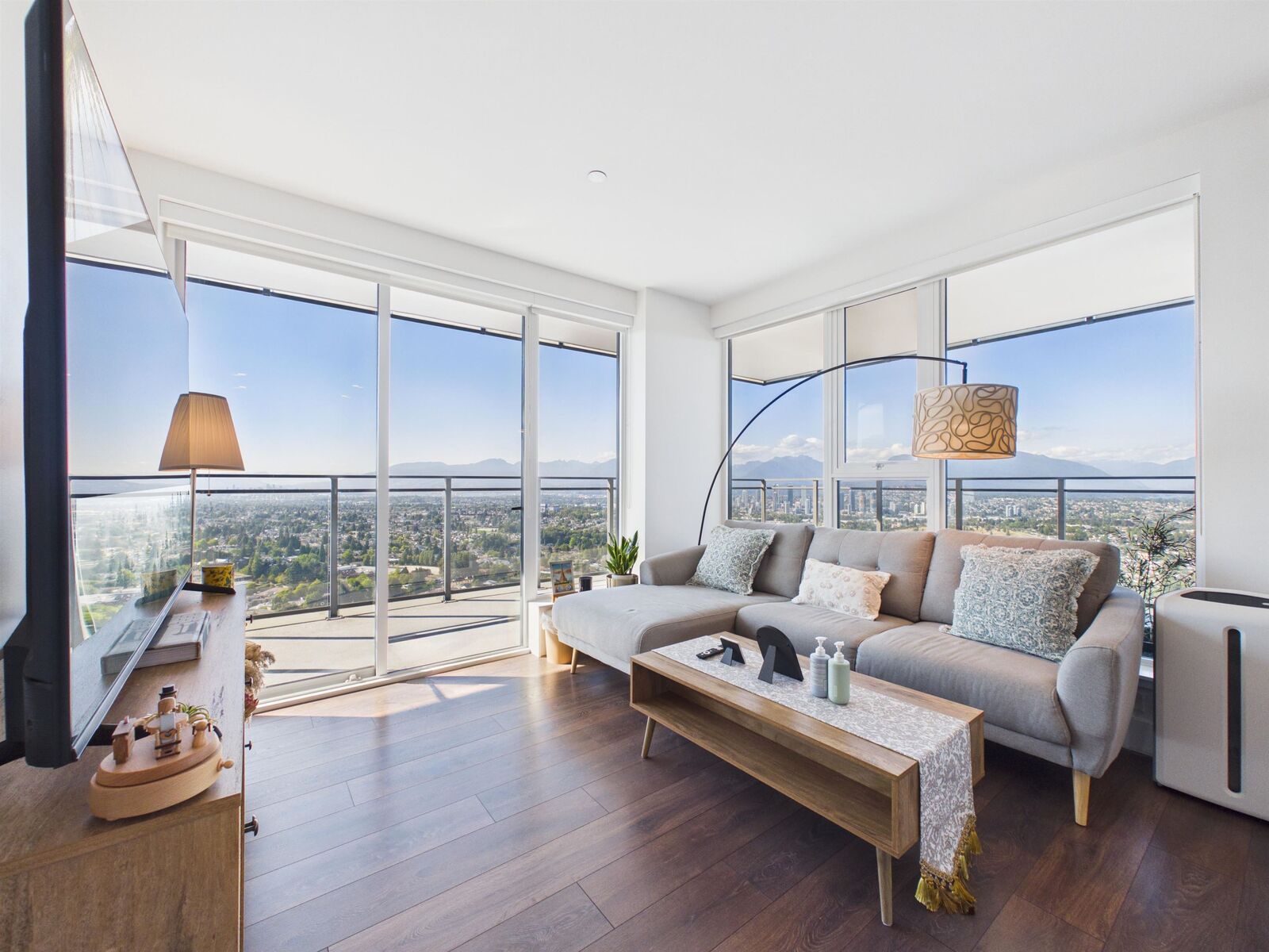 Property Photo:  4711 Hazel Street 3408  BC V5H 0J9 