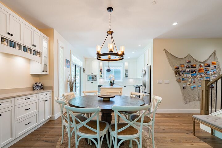 Property Photo:  43318 Creekside Circle  BC V2R 0Z4 