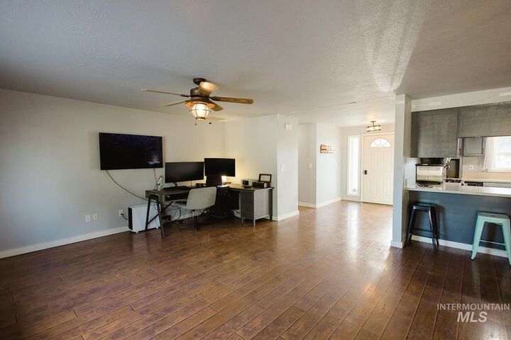 Property Photo: 1420 Del Mar St ID 83647