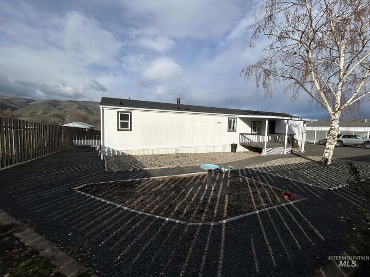 Property Photo:  1430 Chestnut 29  WA 99403 