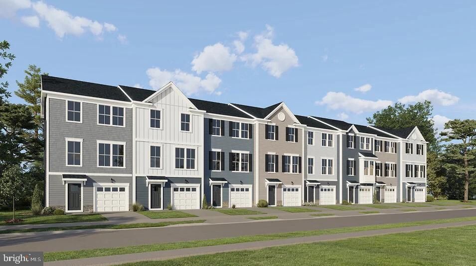 Property Photo: 256 Gravenstein Lane Hs 80 WV 25403