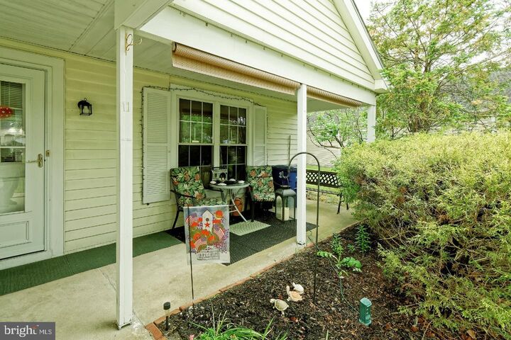 Property Photo:  105 Buckingham Drive  NJ 08088 