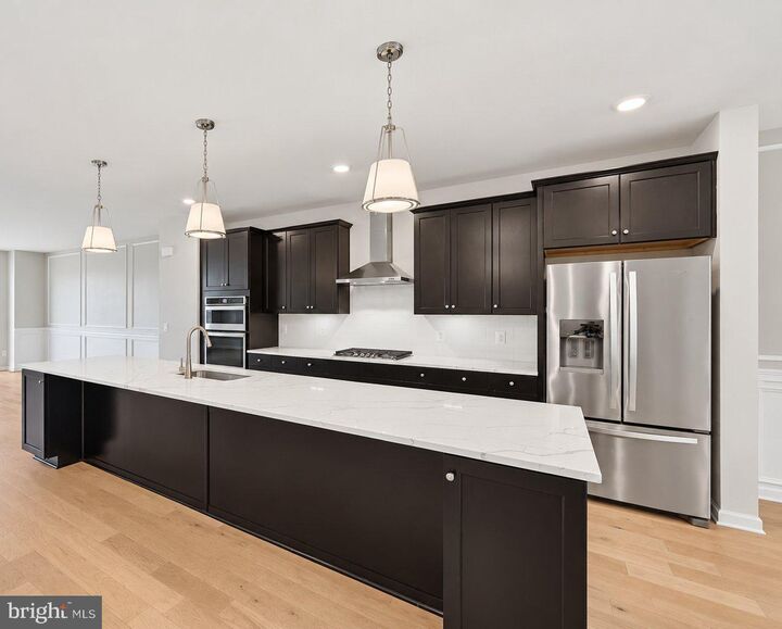 Property Photo: 19309 Brookwater Terrace VA 20175