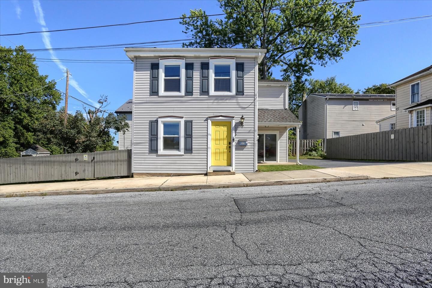 Property Photo: 35 N Rosanna Street PA 17036