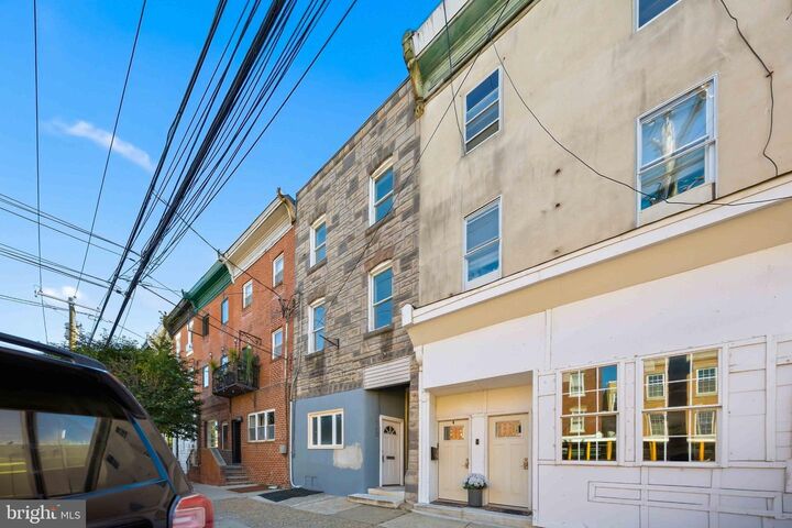Property Photo:  740 Christian Street 2nd Front  PA 19147 