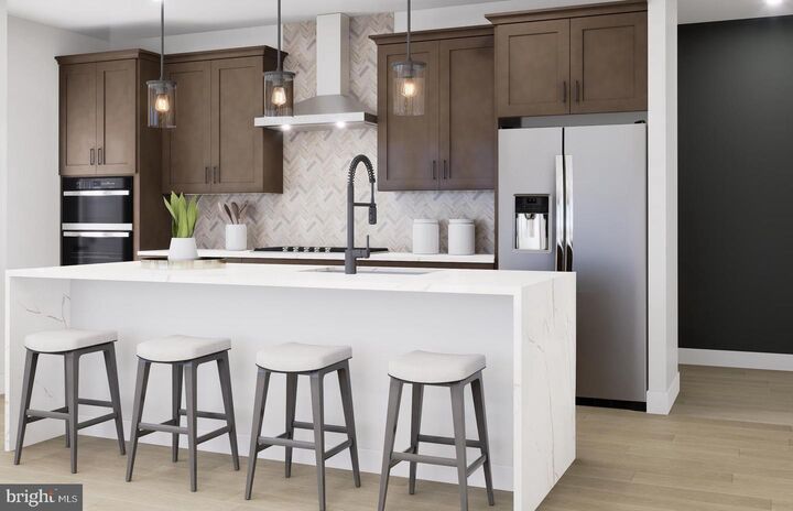 Property Photo: 125 Kinsale Place 110 MD 20745