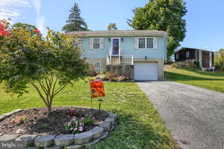 Property Photo:  25 Dartmouth Street  PA 17109 