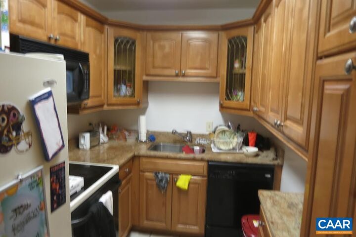 Property Photo:  1215 Wertland St B33  VA 22903 
