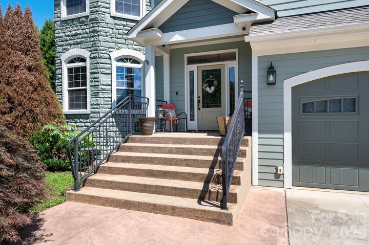 Property Photo:  73 Rose Of Sharon Way  NC 28715 