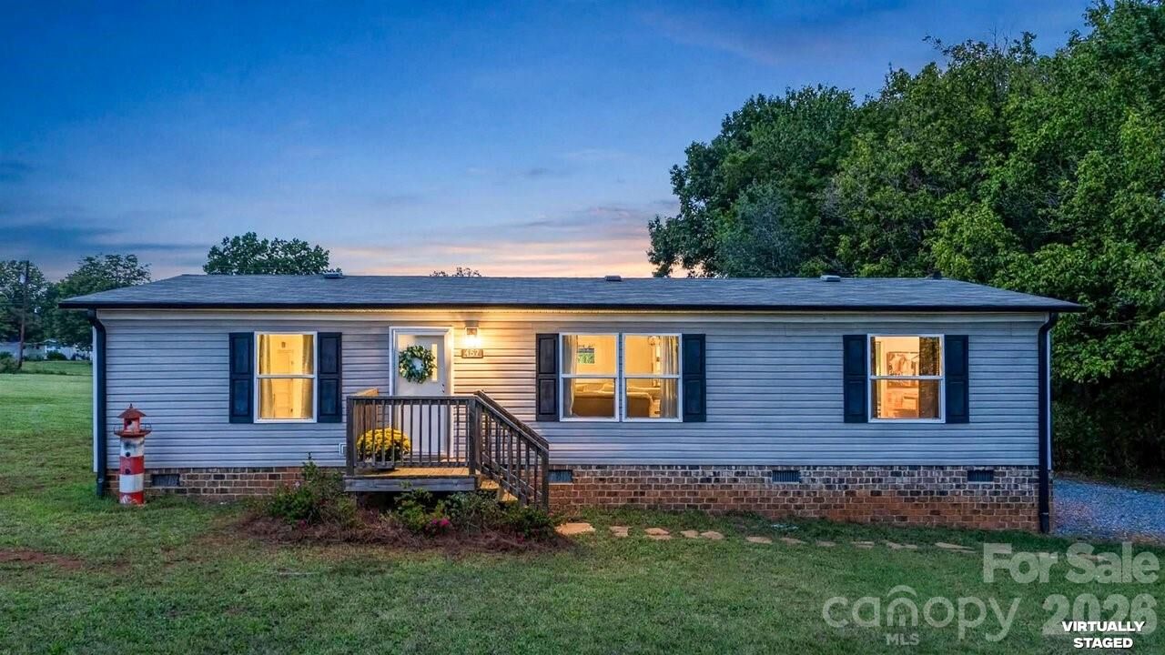 Property Photo:  137 Calhoun Road  NC 28678 