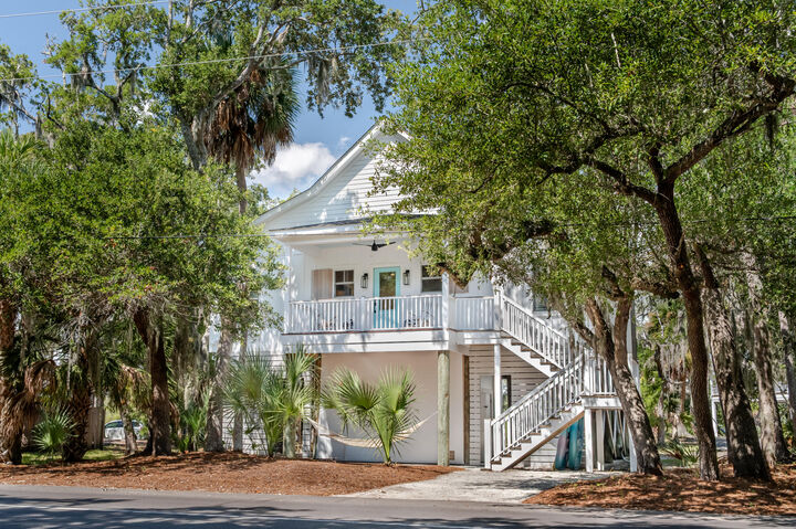 Property Photo:  211 Jungle Road  SC 29438 