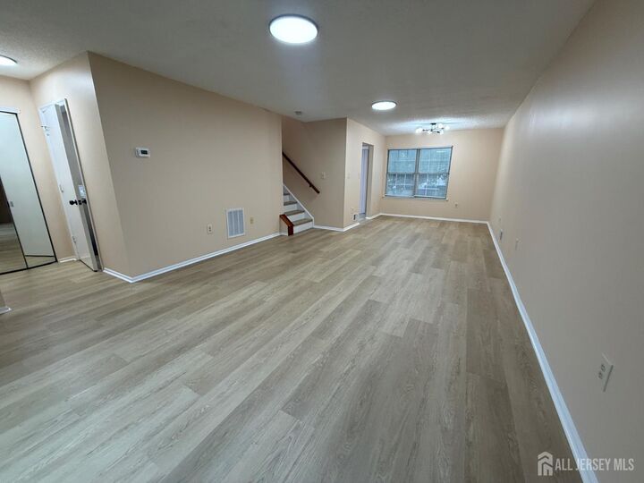 Property Photo:  358 Hadleigh Lane  NJ 08902 