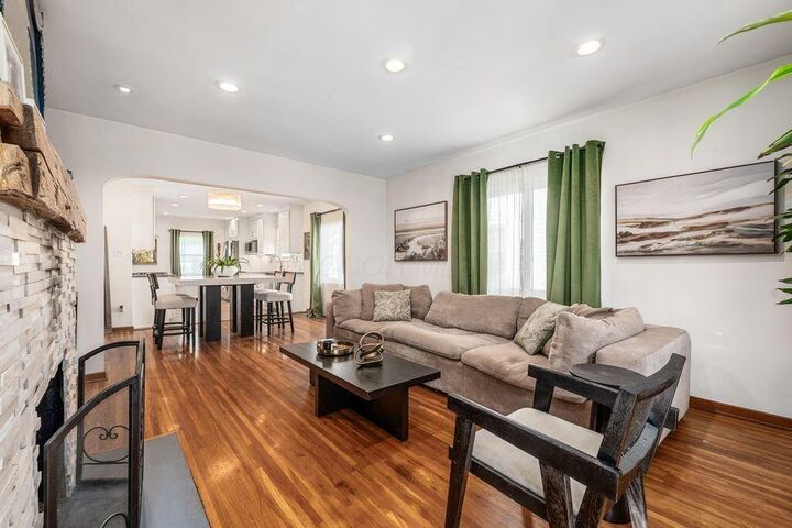 Property Photo:  994 W 2nd Avenue  OH 43212 