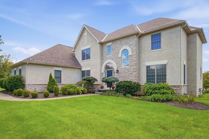 Property Photo:  6725 Trafalgar Loop  OH 43016 