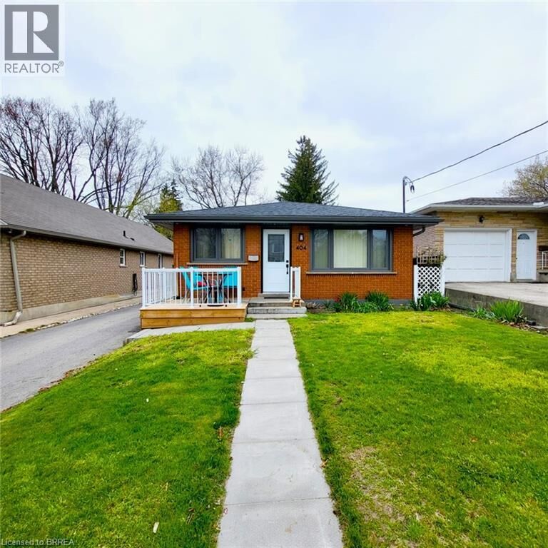 Property Photo:  404 Nelson Street Lower Unit  ON N3S 4E8 