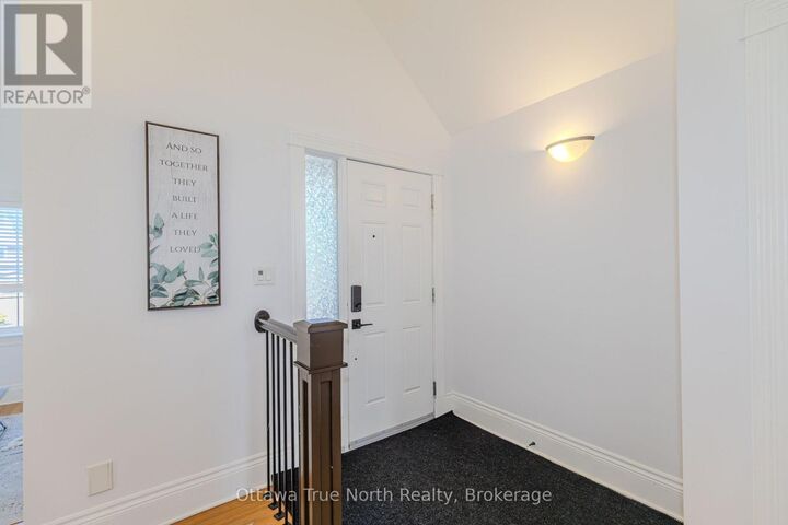 Property Photo:  83 Leacock Drive  ON K2K 1S5 