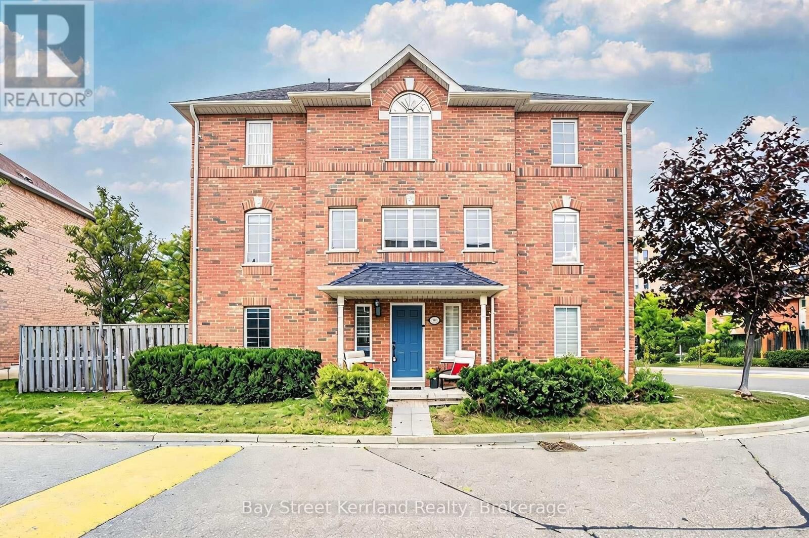 Property Photo: 80 Acorn Place 171 ON L4Z 3S7