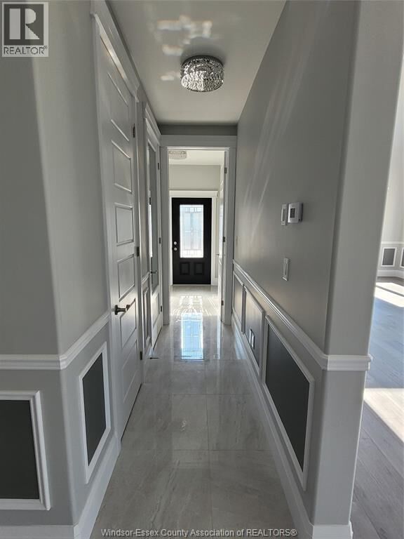 Property Photo:  309 Benson Court  ON N8T 1E7 