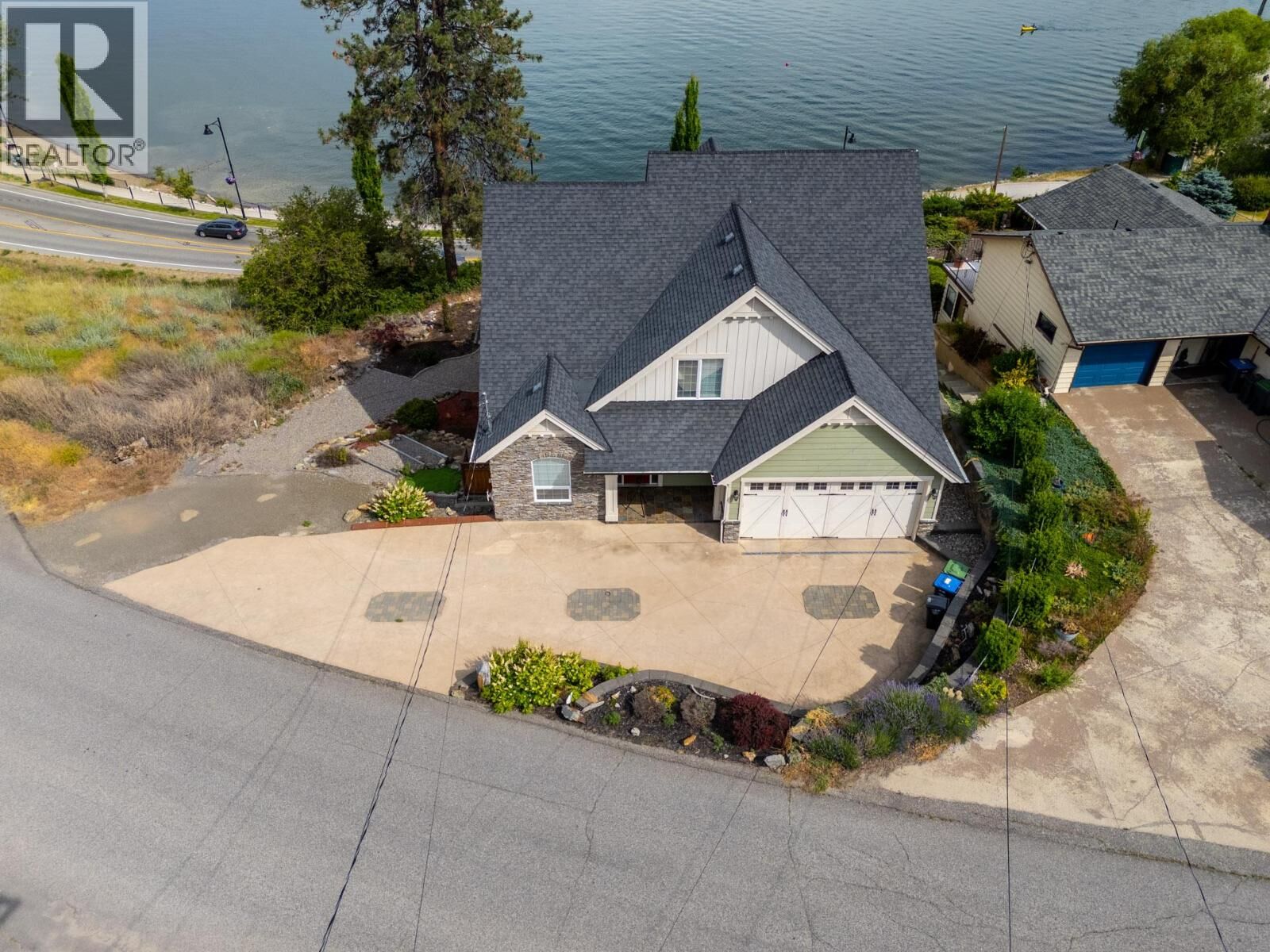 Property Photo:  3869 Angus Drive  BC V4T 2J8 