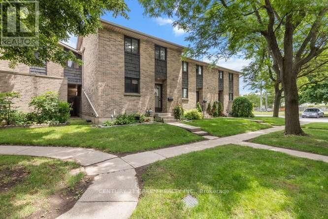 Property Photo:  474 Southdale Road East 28  ON N6E 1A4 