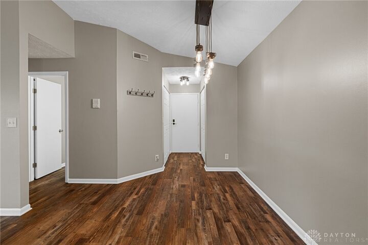 Property Photo: 5981 Meadow Creek Drive 981-10 OH 45150