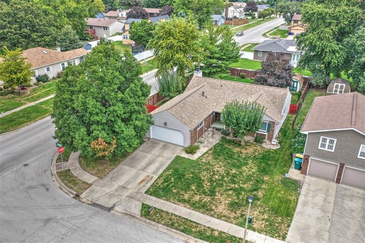 Property Photo: 4674 Redbud Court IL 62526