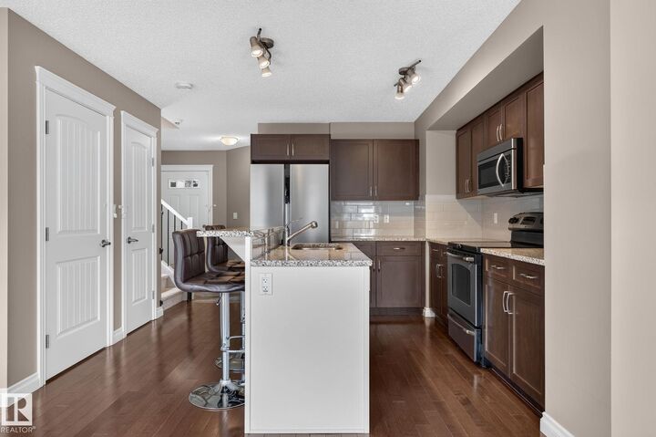 Property Photo:  1107 177 Street SW  AB T6W 1Z9 