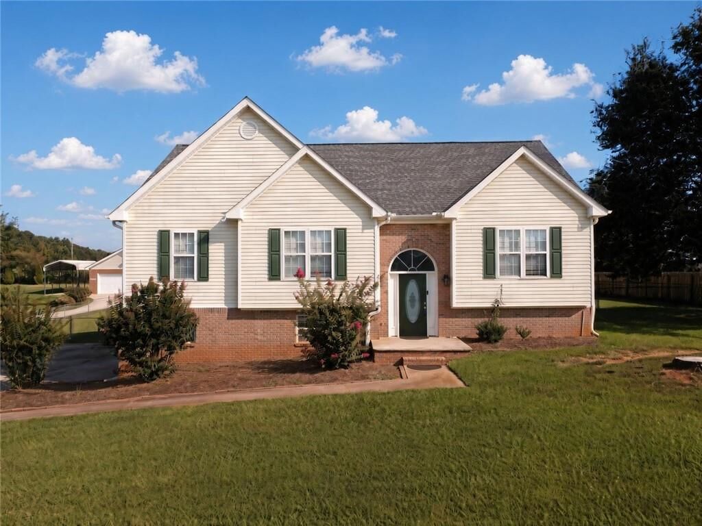Property Photo: 425 Freedom Drive GA 30252