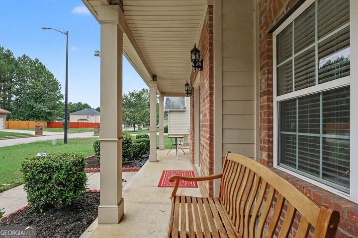 Property Photo: 5440 Stirrup Way GA 30127