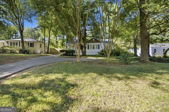 Property Photo: 963 S Columbia Drive GA 30030