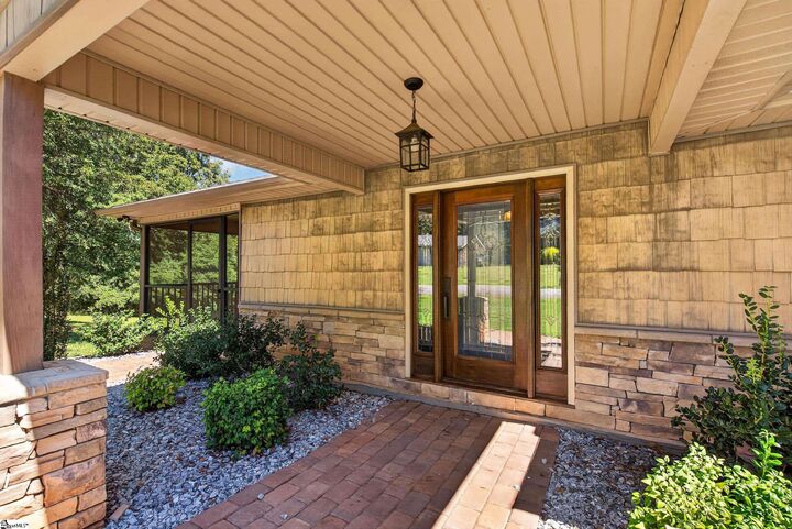 Property Photo:  117 Edgewood Avenue  SC 29356 