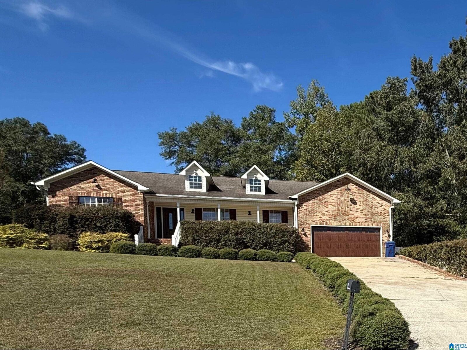 Property Photo:  10 Seddon Farms Drive  AL 35128 