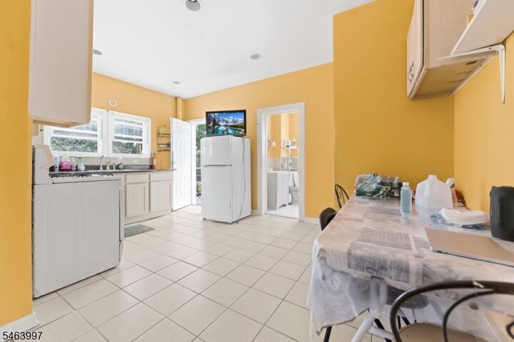 Property Photo: 174 Chapman St NJ 07050