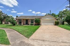 Property Photo:  2947 Highland Lakes Drive  TX 77459 