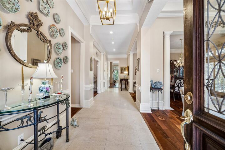 Property Photo: 3419 Kingsway Court TX 77339