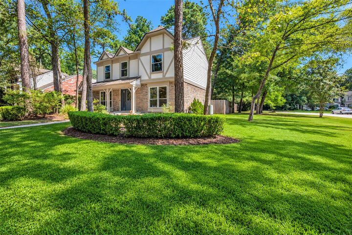 Property Photo:  2 Tall Sky Place  TX 77381 