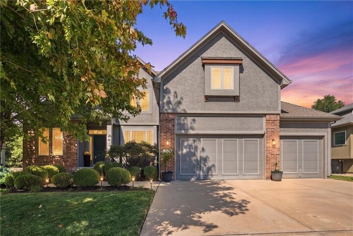 Property Photo:  2512 NE Indian Pointe N/A  MO 64086 