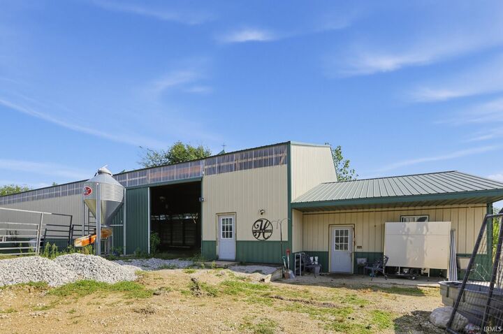 Property Photo: 300 W Oregon Church Road IN 47802-8249
