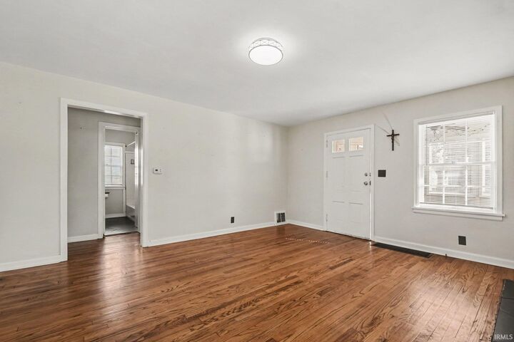 Property Photo:  801 E Irvington Avenue  IN 46614 