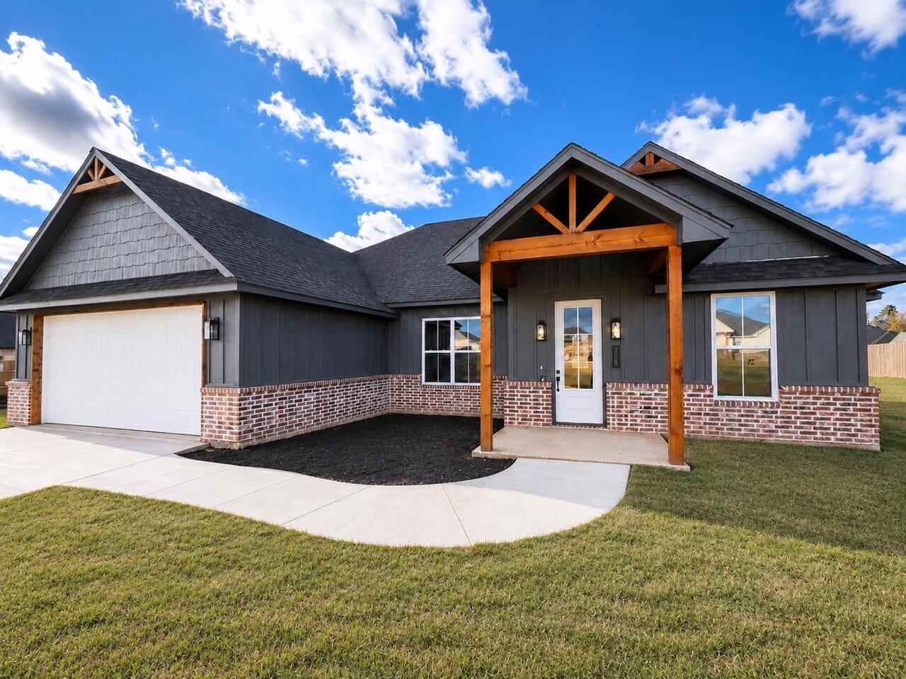 Property Photo:  223 Blakely Ln  OK 73541 