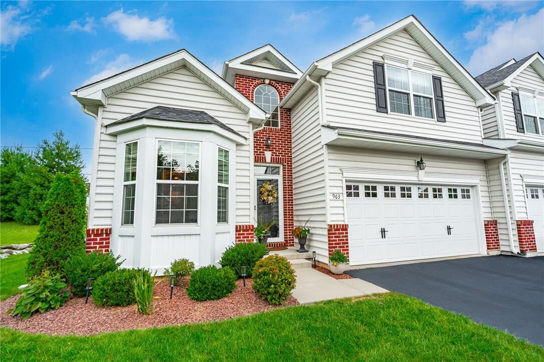 Property Photo:  963 Spring White Drive  PA 18031 