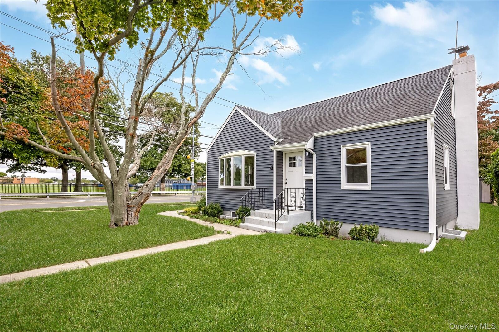 Property Photo: 4 Sutton Court NY 11795