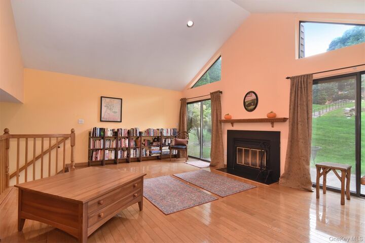 Property Photo:  26 Sunnyside Place  NY 10533 