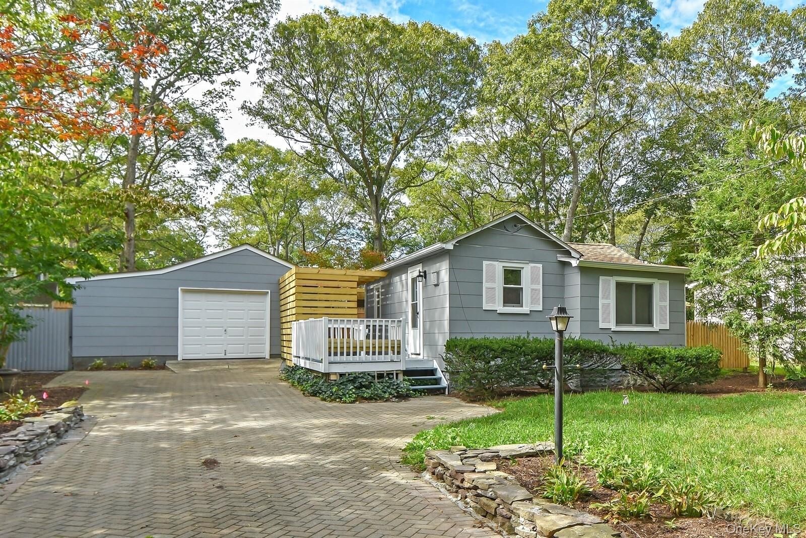 Property Photo:  31 East Street  NY 11901 