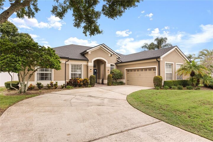 Property Photo:  4247 Cranmore Court  FL 32812 