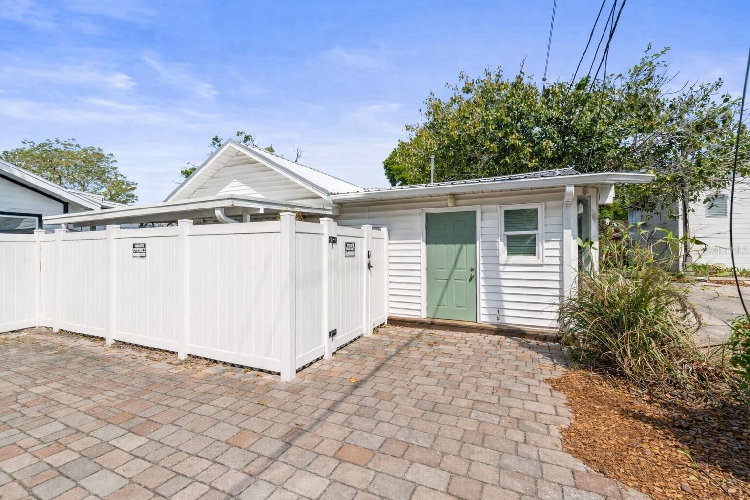 Property Photo:  1619 7th Avenue N  FL 33713 
